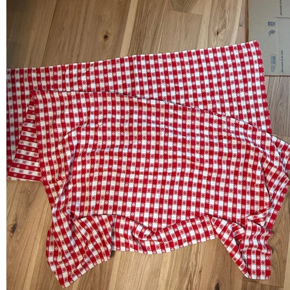 Vintage Red White Checkered Cotton Farmhouse Tablecloth 80x52 Cottagecore
